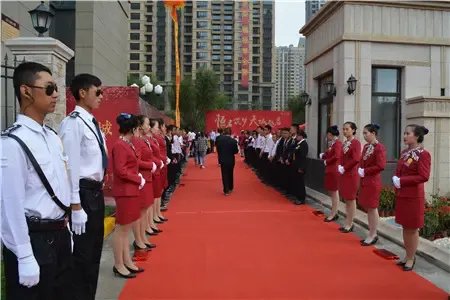 恒大城丨制度规范，细节到位——首批盛大交楼背后的公司礼仪服务